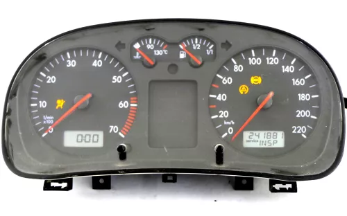 VW Golf 4 Tacho Tachometer Kombiinstrument 241.000km 1J0919861 1,4 16V 75PS 55kw