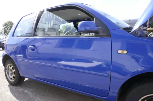 VW Lupo Seat Arosa Tür vorne rechts Beifahrertür blau LW5Z (für elektr.Fenst