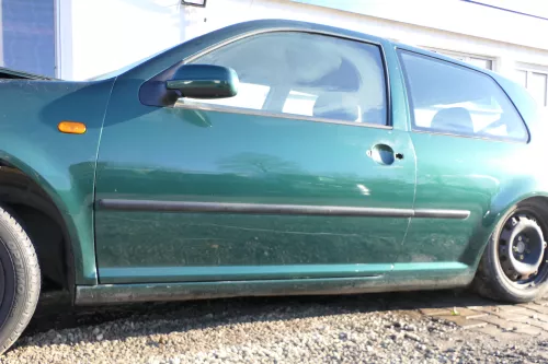VW Golf 4 Tür vorne links Fahrertür 2/3-Türer grün LC6M brightgreen ohne Anbaute