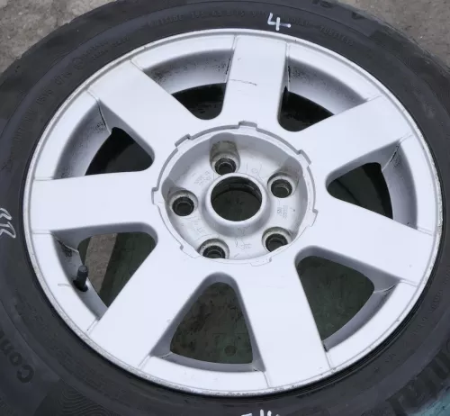 1x Felge Alufelge original VW Passat 3BG 7jx15H2 ET45 3B0601025C 3B0 601 025 C 4