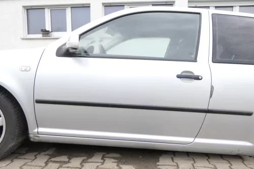VW Golf 4 Tür vorne links Fahrertür 2/3-Türer silber LA7W ohneAnbauteile