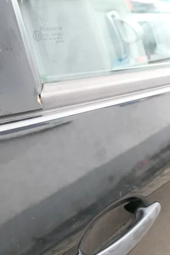 VW Lupo Seat Arosa Tür vorne rechts Beifahrertür schwarz L041 (mechanischerFenst (162082)