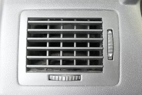 Skoda Fabia 6Y Lüftungsdüse Düse Lüftung vorne links 6Y0819701