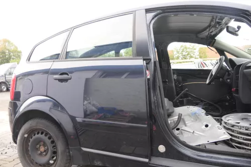 Audi A2 8Z Tür mit Türblatt hinten rechts blau LZ5Q - ohne Anbauteile