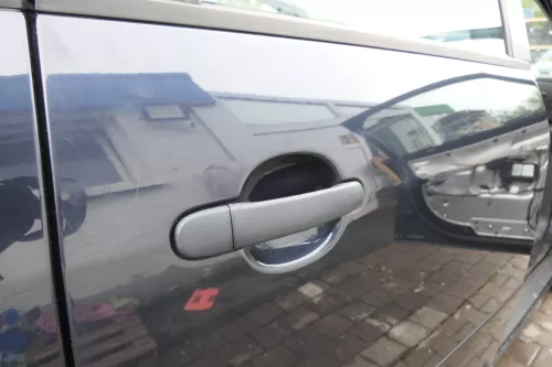 Audi A2 8Z Tür mit Türblatt hinten rechts blau LZ5Q - ohne Anbauteile (162186)