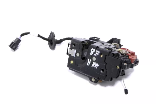 Audi A2 8Z Tür Türschloß mit Zentralverriegelung hinten rechts 8Z0839016D /A (162189)