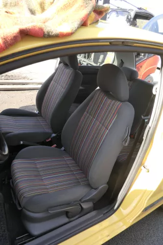 VW Fox Sitz Fahrersitz vorne links OHNEAirbag höhenverstellbar (162321)