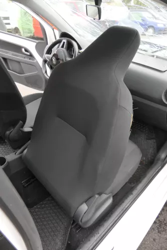 VW Up Mii Citigo Sitz Beifahrersitz vorne rechts schwarz dunkelgrau Airbag-offen (162478)