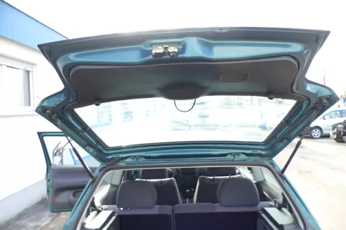 VW Polo 6N Heckklappe Klappe hinten Kofferraumklappe mit Scheibe grün LC6P (162582)