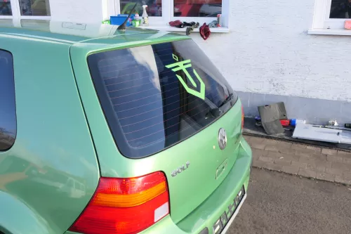 VW Golf 4 Limousine Heckklappe Kofferraumklappe Klappe hinten grün LA6P-ohneAnb (162595)