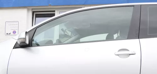 VW Golf 5 1K vorne links Fenster Scheibe in Tür Fensterscheibe 2/3-Türer 1K38452