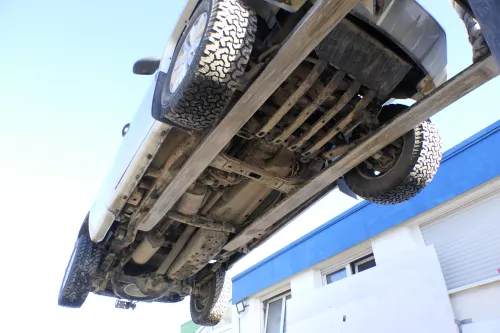 VW Amarok 2K Querlenker vorne links unten 2H0407151A - 17.000 km