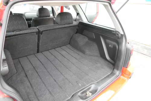 VW Golf 3 1H Variant Kombi Verkleidung Teppich Kofferraum Kofferraumteppich schw