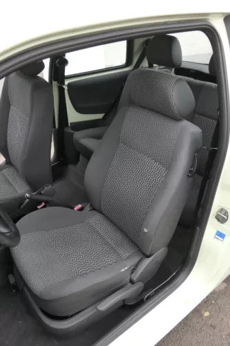 Seat Arosa Lupo Sitz vorne links Fahrersitz Höhenverstellung (163288)