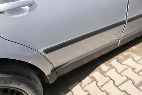 VW Passat 3B 3BG 3B6 Kombi Avant Tür hinten rechts mit Scheibe grau silber LA7W (163303)