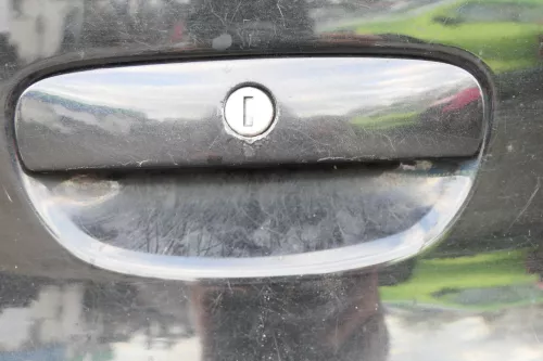 VW Polo 9N3 9N Heckklappe Kofferraumklappe Klappe schwarz LC9Z ohne Anbauteile (163764)