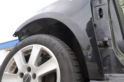 Seat Ibiza 6J Kotflügel vorne links schwarz LC9Z 6J0821021A (163833)