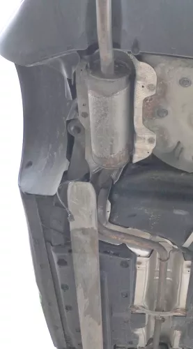 Seat Ibiza 6J Auspuff Endschalldämpfer Endtopf 1,9 TDI BLS CAYC 1,6 6J6253609C