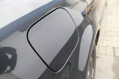 Audi A4 B5 Tankdeckel Tankklappe Tank Deckel Klappe 8D5809905B Schwarz LZ9W