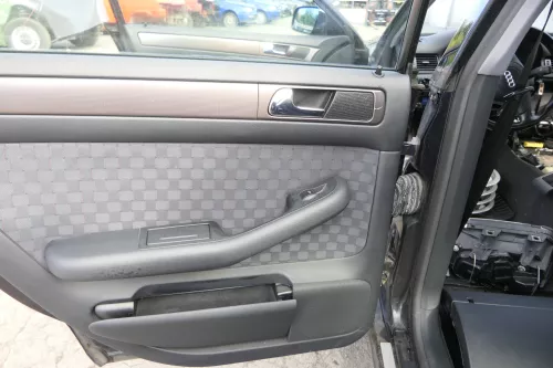 4x A6 4B Türverkleidung Verkleidung Tür vorne hinten links rechts onyx (164118)