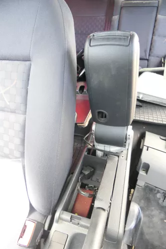 Audi A6 4B C5 Mittelarmlehne Armlehne original grau swing 4B0864245K 9XS onyx (164119)