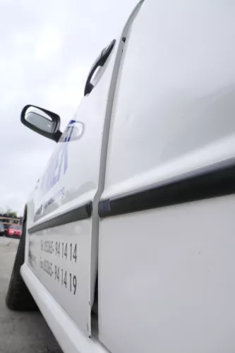 Skoda Fabia 6Y Kombi + Limousine Tür vorne links Fahrertür weiß LF9E ohneAnbaute (164160)