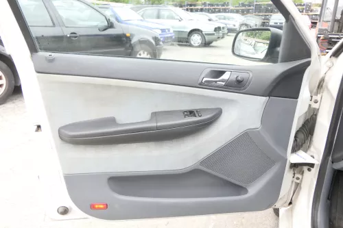 4 x Fabia 6Y Kombi Combi Türverkleidung Verkleidung Tür vorne links hinten blau