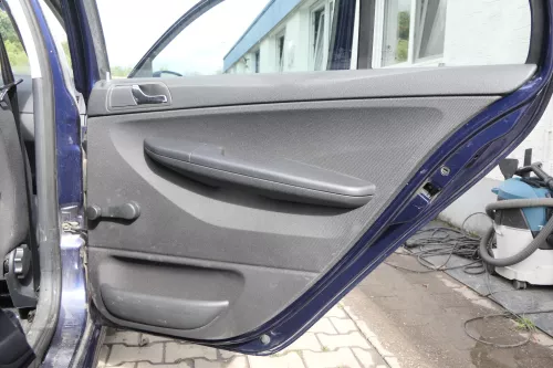 4 x Fabia 6Y Kombi Combi Türverkleidung Verkleidung Tür vorne links hinten schwa (164198)