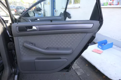 A6 4B Türverkleidung Verkleidung Tür vorne hinten Sonnenrollo swing grau Rollo (164214)