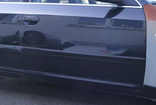 Audi A6 4B C5 Tür nur Türblatt vorne rechts Beifahrertür schwarz LZ9W