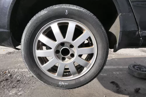 Aud A4 B5 A6 4B Alufelgen 205/55 R16 Speedline Winterreifen Reifen 4B0601025H