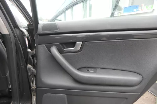 4x Audi A4 8E B6 Türverkleidung Verkleidung Tür schwarz Leder (164246)