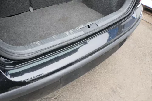 VW Polo 9N 9N3 Stoßstange hinten Heckstoßstange Stoßfänger schwarz L041 (164276)