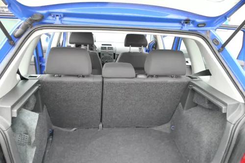 VW Polo 9N 9N3 Sitz Rückbank Sitzfläche Sitze 3 Punkt Gurt hinten mit Kopfstütze (164305)