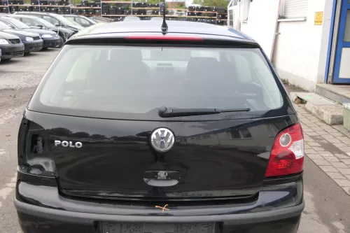 VW Polo 9N3 9N Heckklappe Kofferraumklappe Klappe schwarz L041 - ohne Anbauteile