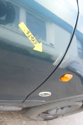 Audi A4 B5 Tür nur Türblatt vorn rechts Beifahrertür grün LZ6U Kombi Limo (164421)