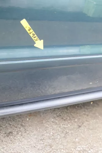 Audi A4 B5 Tür nur Türblatt vorn rechts Beifahrertür grün LZ6U Kombi Limo (164421)