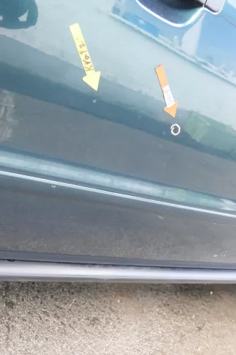 Audi A4 B5 Tür nur Türblatt vorn rechts Beifahrertür grün LZ6U Kombi Limo (164421)