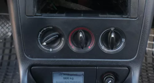 Audi A4 B5 Heizungsbedienteil Regler Heizung 8D1819045 Schalter