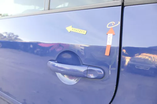 VW Touran 1T 1T3 Tür hinten links blau LL5M und Scheibe ohne Anbauteile (164486)