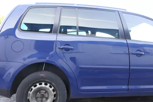 VW Touran 1T 1T3 Tür hinten rechts blau LL5M mit Scheibe - ohne Anbauteile