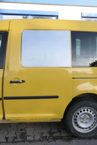 VW Caddy 3 2k Beifahrertür Tür hinten links gelb Post L132 Schiebetür