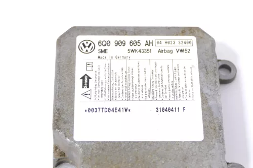 VW Caddy 2K Steuergerät Airbag Airbagsteuergerät 6Q0909605AH 00D 1x Airb (164552)