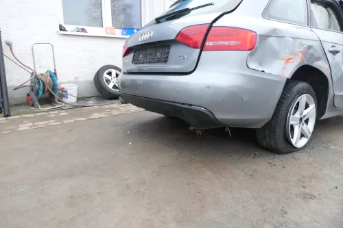 Audi A4 8K B8 Kombi Avant Stoßstange hinten Heckstoßstange grau LY7G PDC (164596)