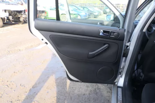 1x VW Golf 4 1J Kombi Türverkleidung Verkleidung Tür hinten links schwarz f