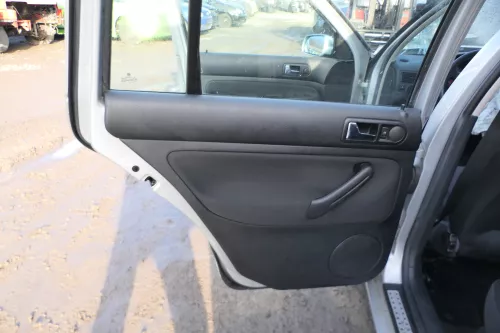 1x VW Golf 4 1J Kombi Türverkleidung Verkleidung Tür hinten links schwarz f (164642)