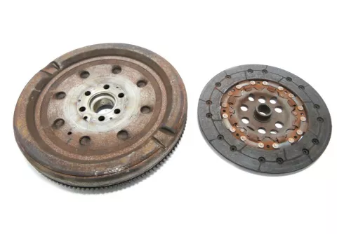 VW Golf 4 A3 8L Schwungrad Zweimassenschwungrad ALH ASV AHF AGR 1.9 TDI (164704)