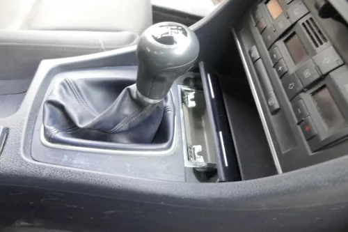 Audi A4 B6 8E Schaltknauf Schaltsack Schaltknüppel 5-Gang Leder original blau ma (164749)