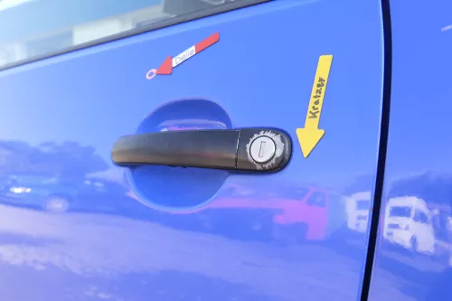 VW Polo 9N 9N3 Tür vorne links Fahrertür 2/3-Türer blau LA5F ohneAnbautei (164821)