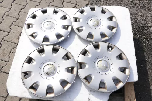 original 4 Stück VW Touran Golf 5 Radkappe Radzierkappe 15 Zoll 1T0601147